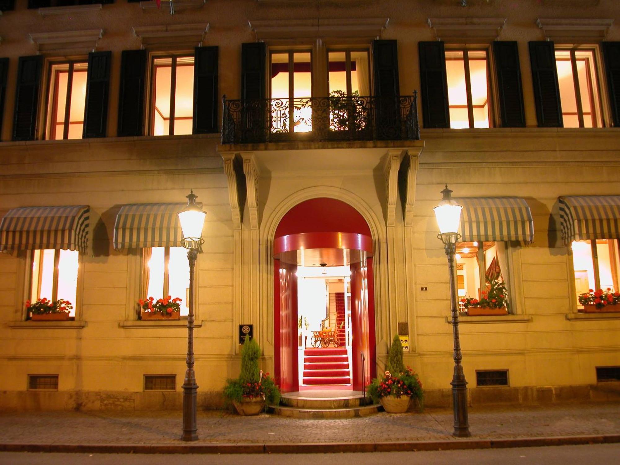 Hotel Post Glarnerhof 格拉鲁斯 外观 照片