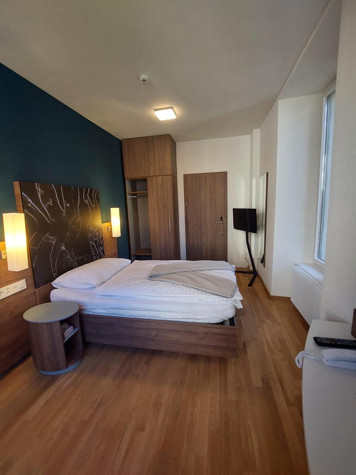 Hotel Post Glarnerhof 格拉鲁斯 外观 照片